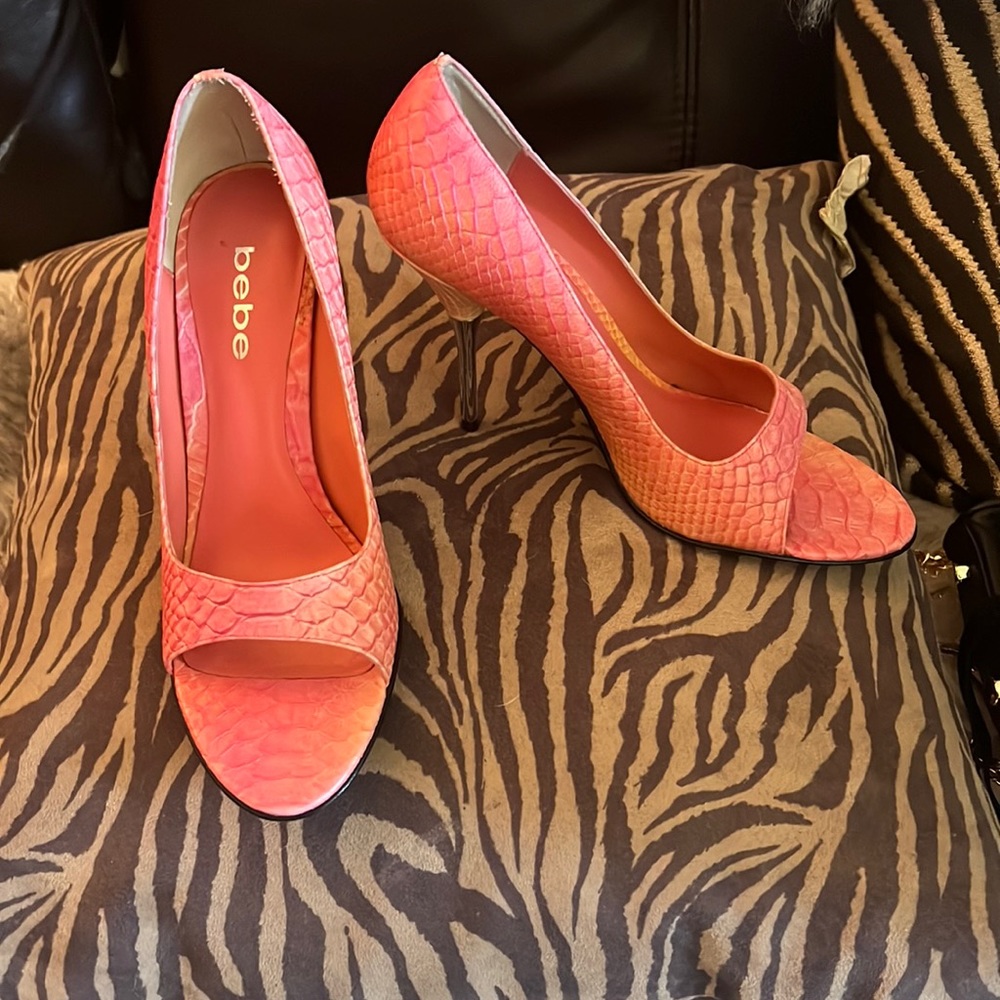 Bebe faux Snakeskin pink peep toe pumps